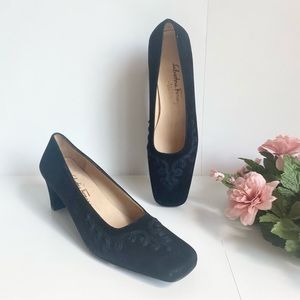 NWT Vintage Salvatore Ferragamo Black Suede Embroidered Spool Heel Pumps